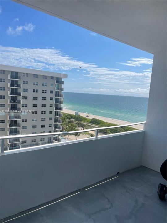9225 Collins Ave 307, Surfside, Флорида 33154, Соединенные Штаты