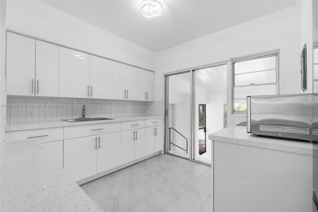 1107 El Rado St, Coral Gables, Флорида 33134, Соединенные Штаты