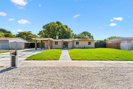 17211 NW 43rd Ave, Miami Gardens, Florida 33055, USA