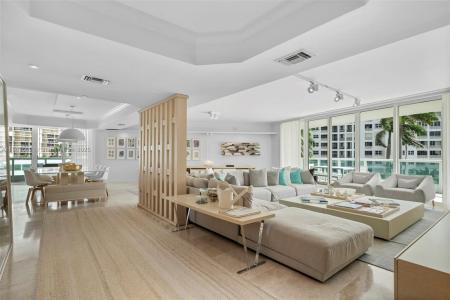 20155 NE 38th Ct 604, Aventura, Florida 33180, USA