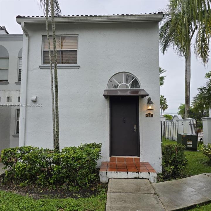 4651 NW 97th Ct 33, Doral, פלורידה 33178, ארצות הברית של אמריקה