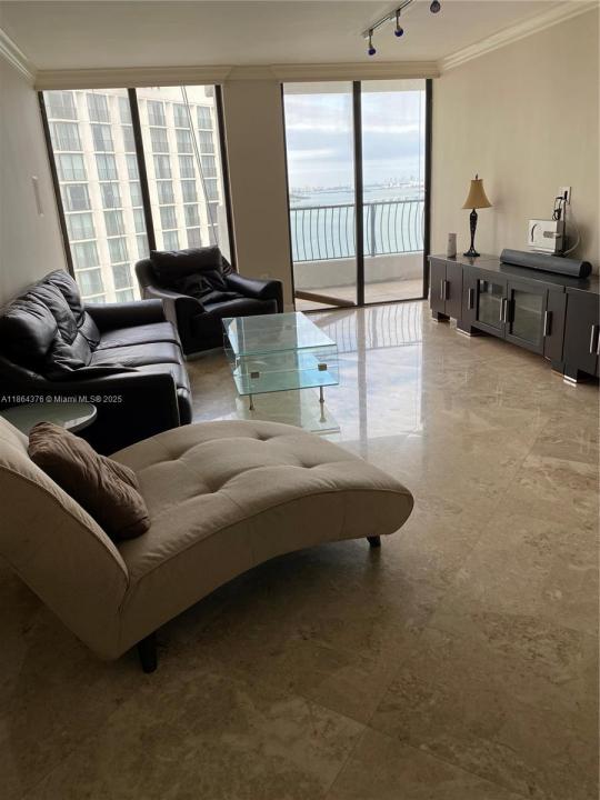555 NE 15th St 30D, Miami, Florida 33132, Estados Unidos