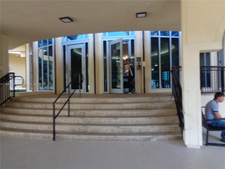 2501 S Ocean Dr 1427, Hollywood, フロリダ 33019, アメリカ合衆国