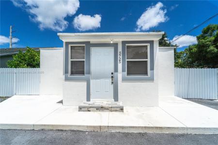 5725 NW 24th Ave, Miami, Florida 33142, USA