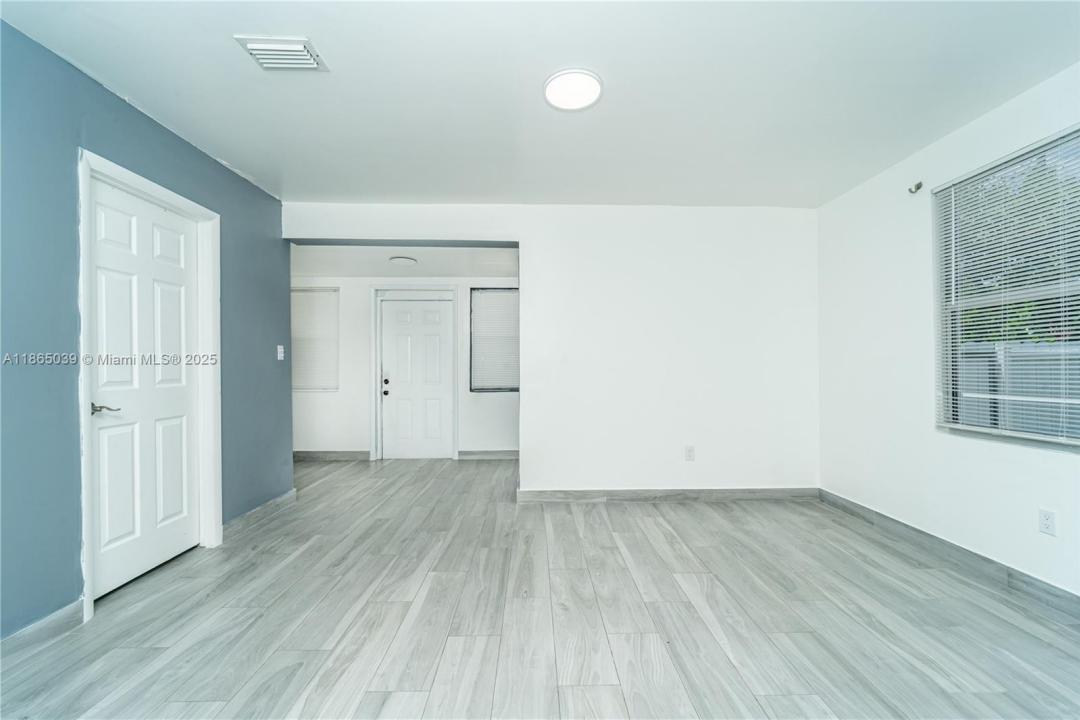 5725 NW 24th Ave, Miami, فلوريدا 33142, الولايات المتحدة