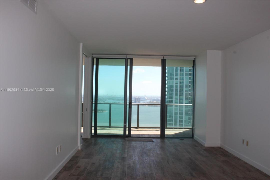 650 NE 32nd St 3703, Miami, 佛羅里達州 33137, 美國