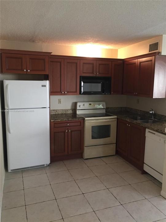 11500 NW 43rd St 11500, Coral Springs, Florida 33065, Stati Uniti