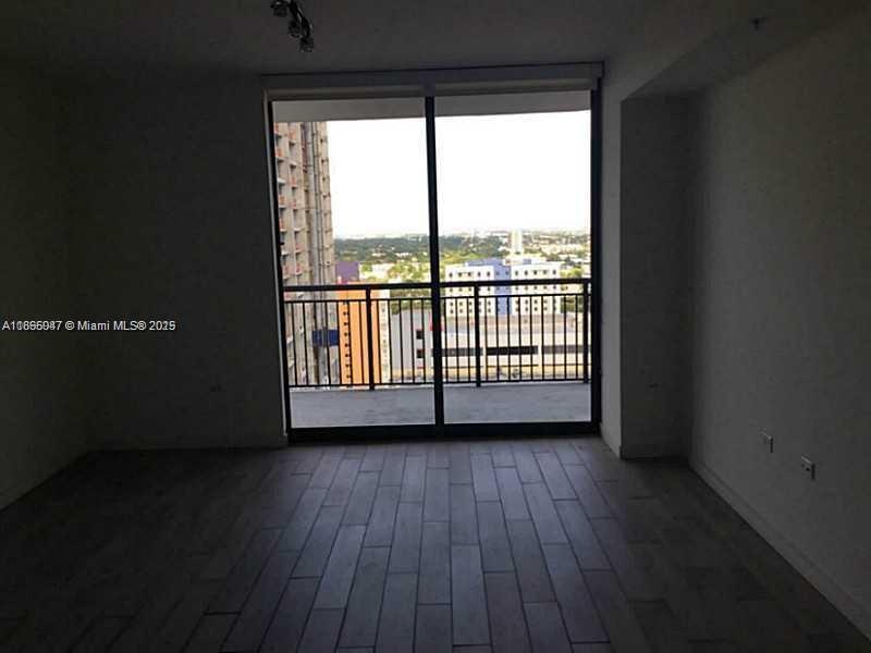 999 SW 1st Ave 1809, Miami, Floride 33130, États-Unis