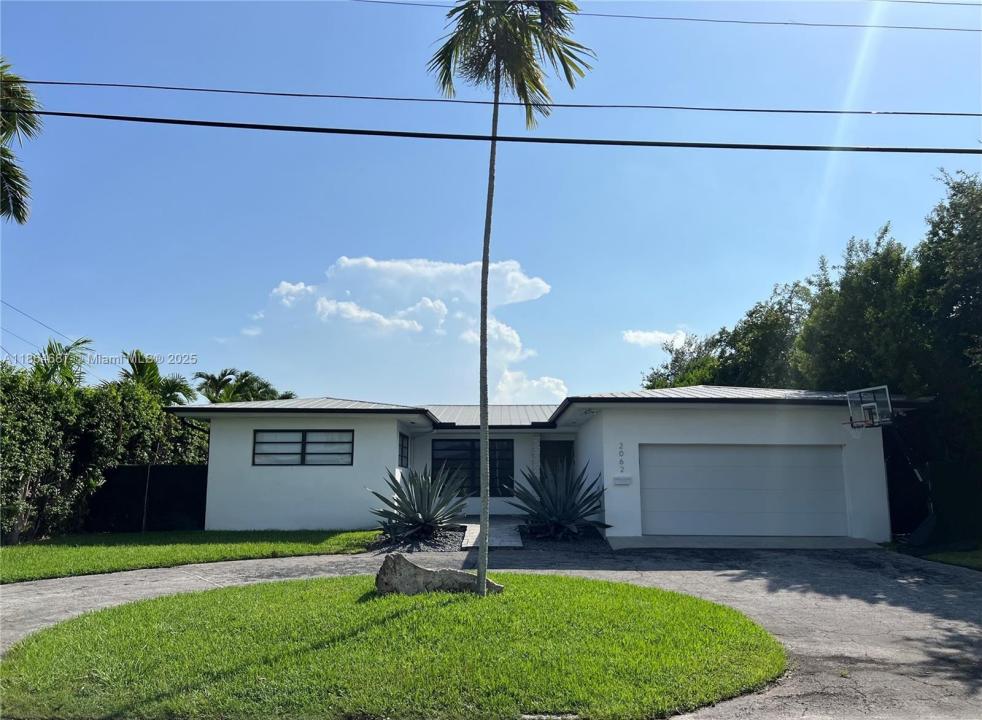 2062 NE 121st Rd, North Miami, Florida 33181