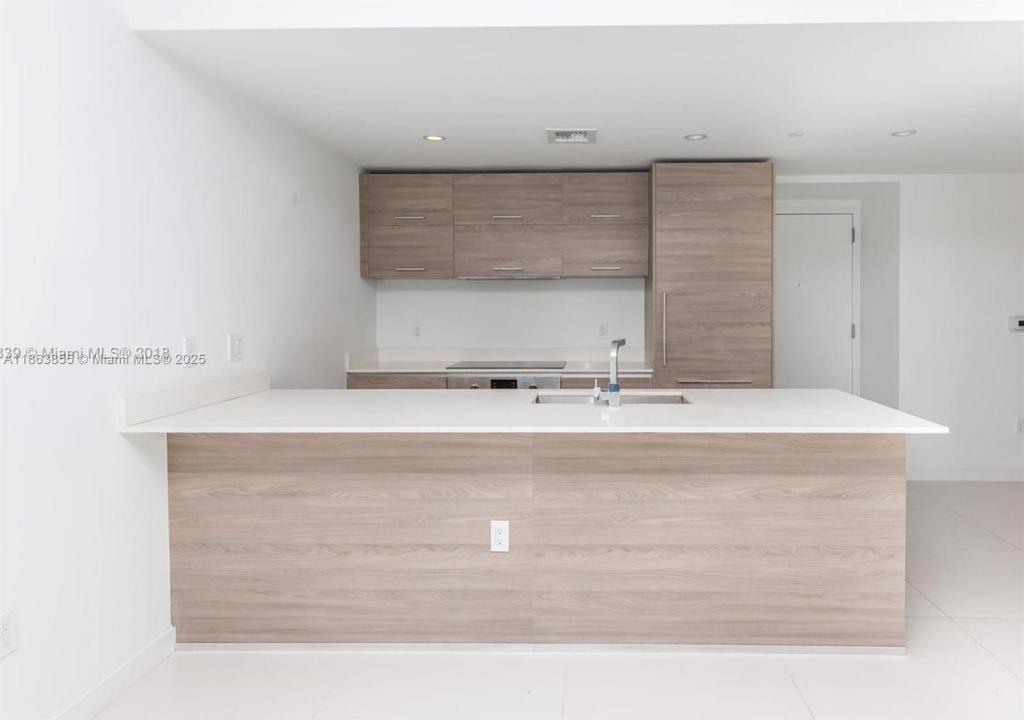1300 S Miami Ave 1602, Miami, Floride 33130, États-Unis
