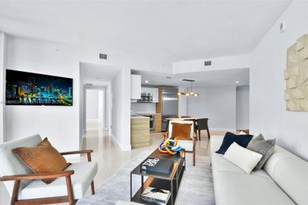 1300 Brickell Bay Dr 1910, Miami, Florida 33131, USA