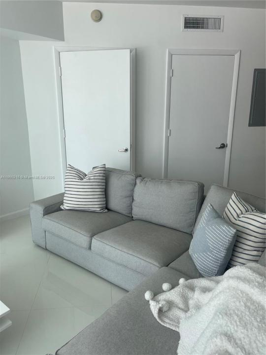 350 S Miami Ave 1108, Miami, Florida 33130, HOA KỲ
