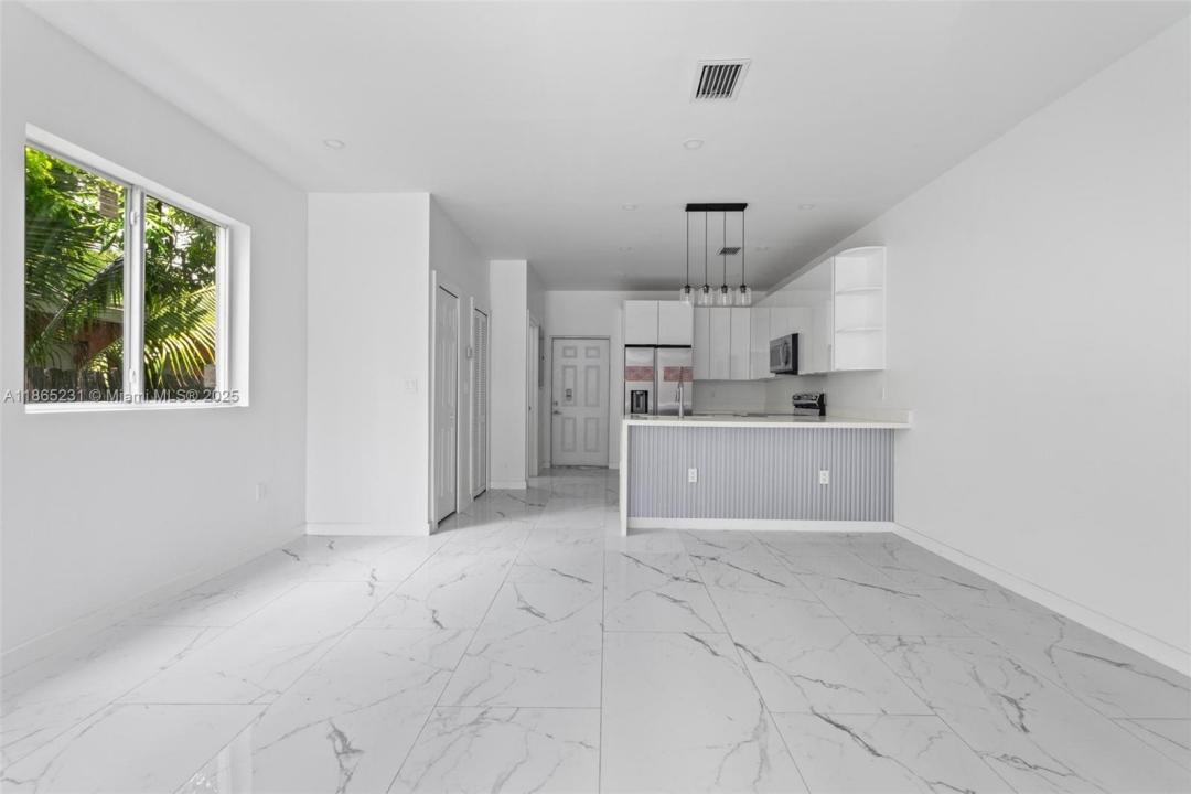2145 NW 4 Th st 1, Pompano Beach, Florida 33069, Stati Uniti