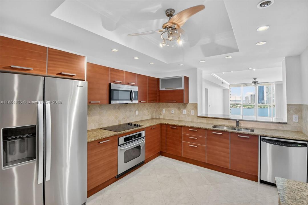 3330 NE 190th St 1611, Aventura, Florida 33180