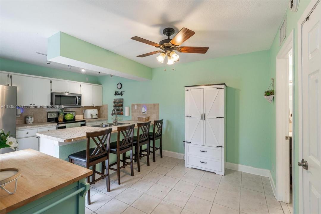1306 SW 118th Ter, Davie, Florida 33325, Estados Unidos