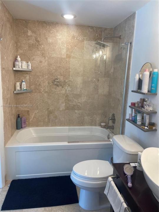 350 S Miami Ave 1108, Miami, Florida 33130, HOA KỲ