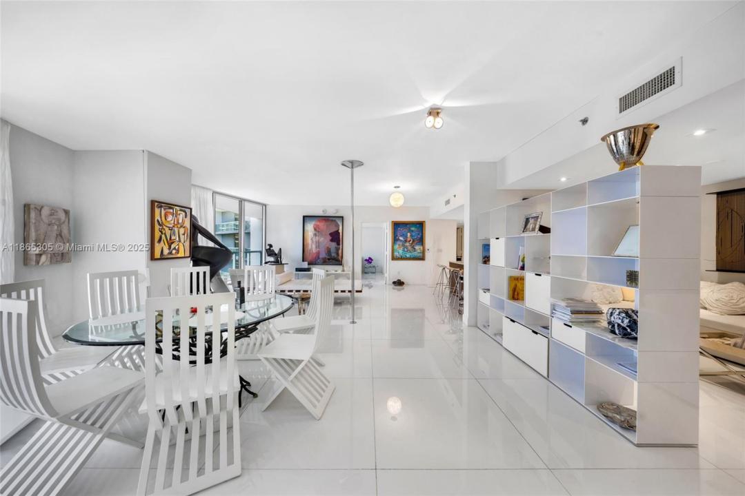 475 Brickell Ave 712-714, Miami, 佛羅里達州 33131, 美國