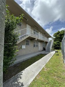 1251 NW 59th St 2, Miami, Florida 33142, USA