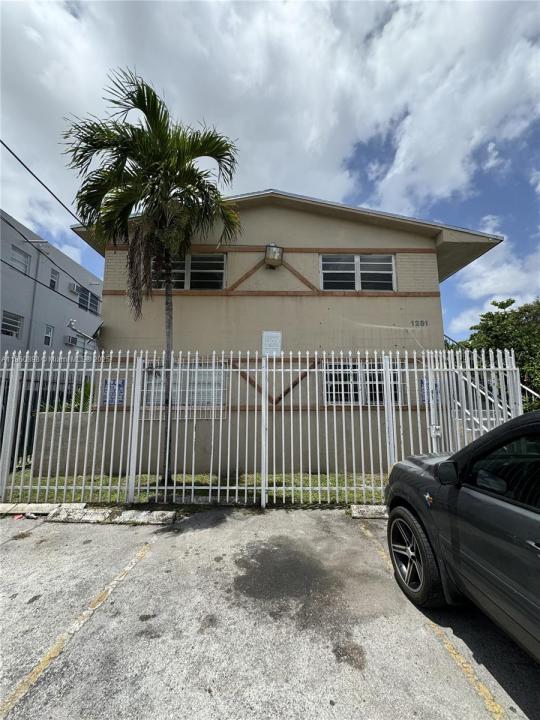 1251 NW 59th St 2, Miami, Florida 33142
