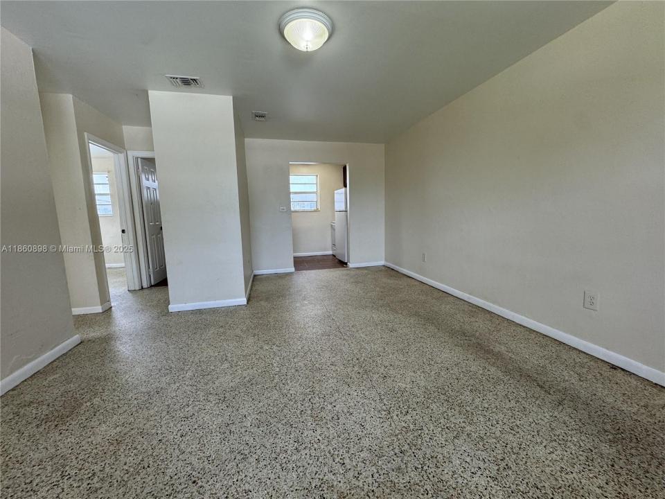 1251 NW 59th St 2, Miami, Florida 33142