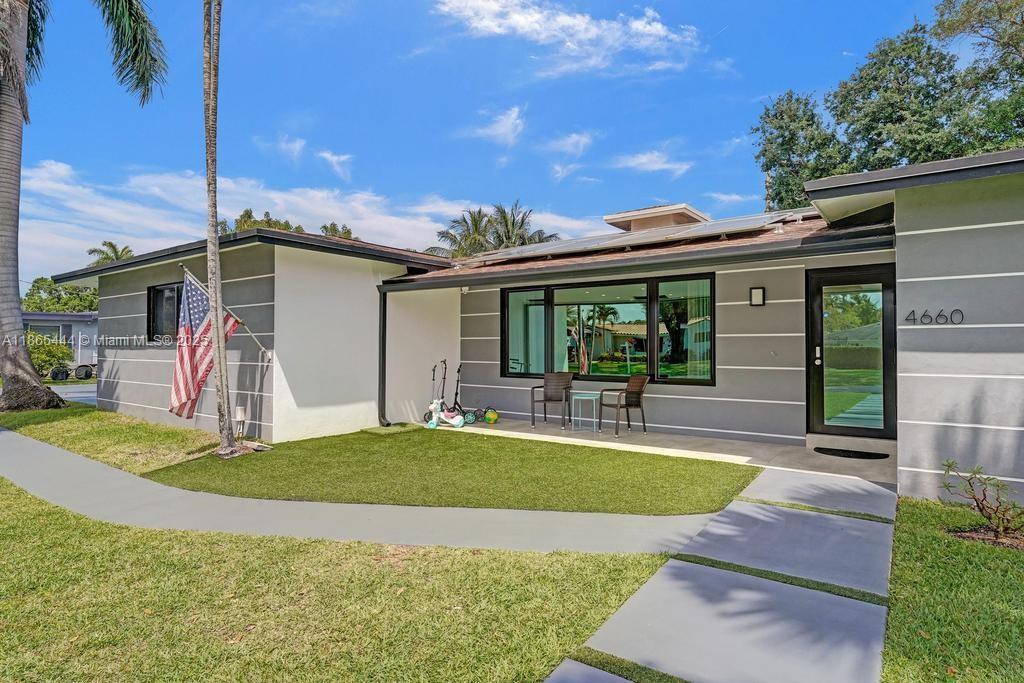 4660 SW 37th Ave, Dania Beach, Флорида 33312, Соединенные Штаты