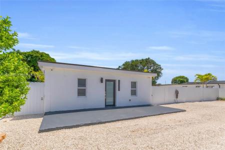 11824 SW 220th St, Miami, Florida 33170, USA