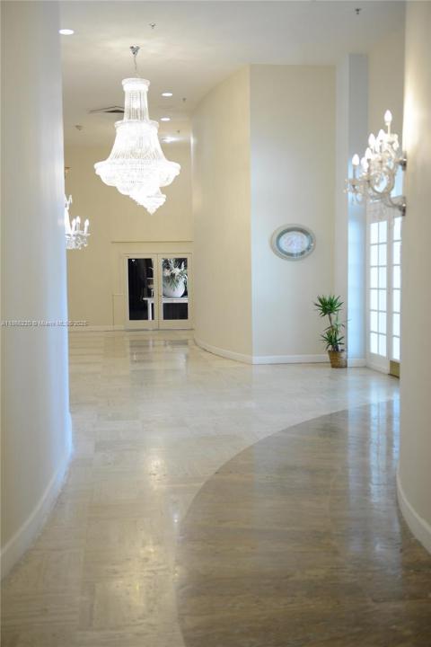 5445 Collins Ave P2, Miami Beach, فلوريدا 33140, الولايات المتحدة