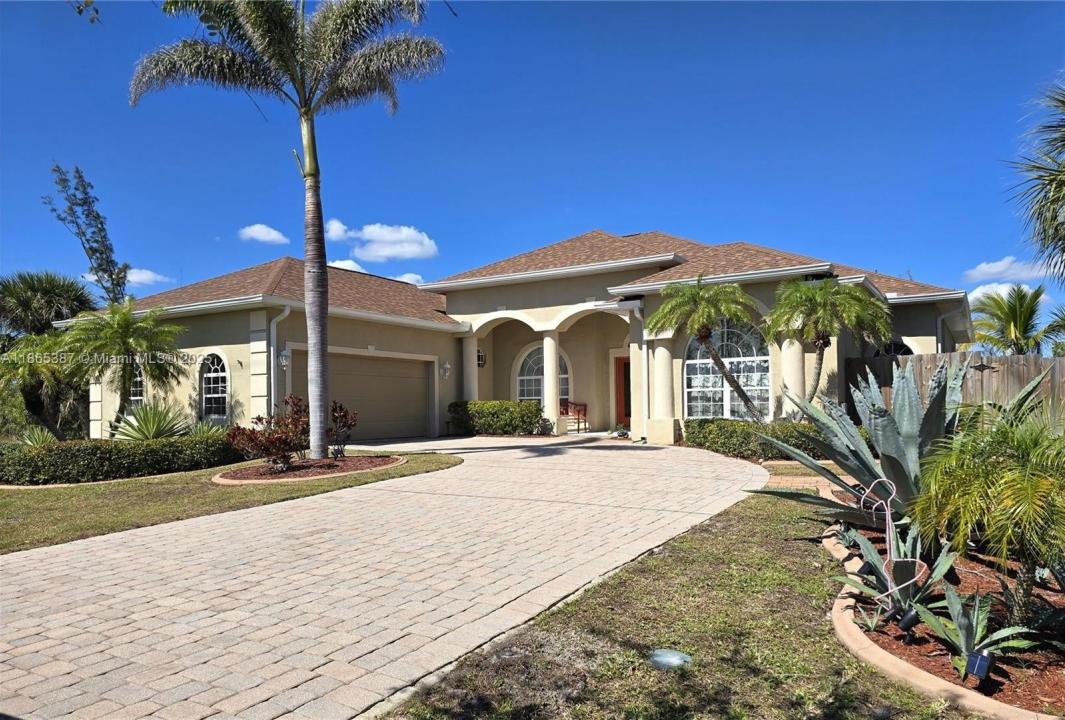 Port Charlotte, Florida 33981
