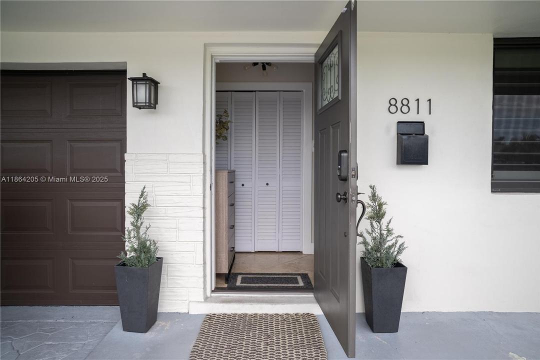 8811 NW 15th St, Pembroke Pines, フロリダ 33024, アメリカ合衆国