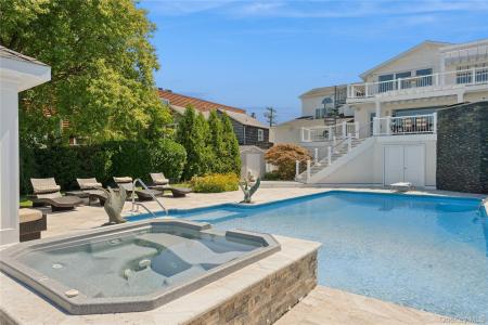 821 Park Avenue W, Long Beach, New York 11561, Stati Uniti