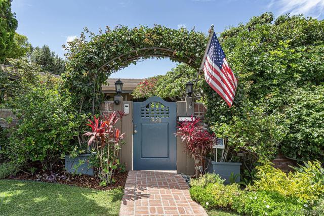 Spindrift Drive, La Jolla, California 92037