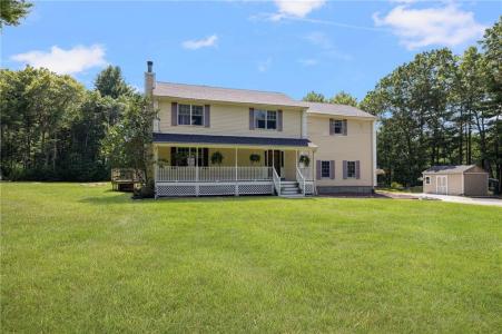 35 Provident Place, Coventry, Rhode Island 02816, USA