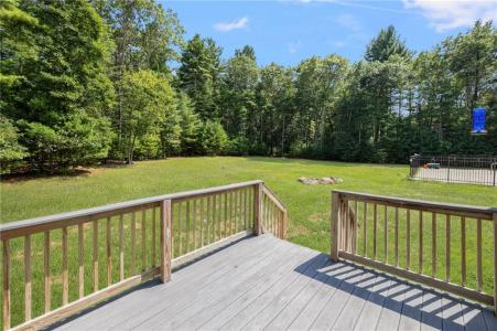 35 Provident Place, Coventry, Rhode Island 02816, USA