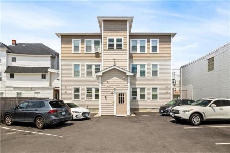 212 Washington Street, West Warwick, RI 02893, USA
