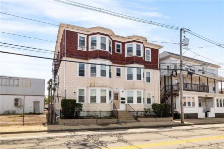 212 Washington Street, West Warwick, Rhode Island 02893, Estados Unidos