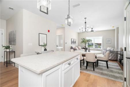 36 Old Louisquisset Pike 107, North Smithfield, Rhode Island 02896, HOA KỲ
