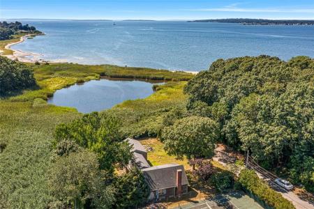 150 Alfred Drowne Road, Barrington, RI 02806, USA
