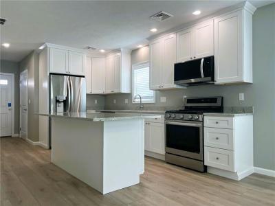 578 Elm Street 1, Woonsocket, Rhode Island 02895, États-Unis