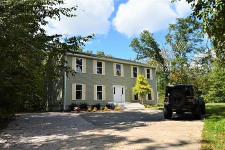 351 Tomaquag Road, Hopkinton, Rhode Island 02804