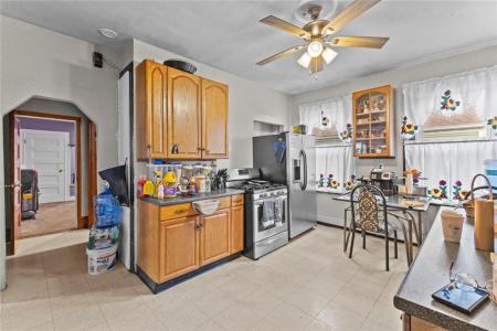 133 Linwood Avenue, Providence, Rhode Island 02907, USA