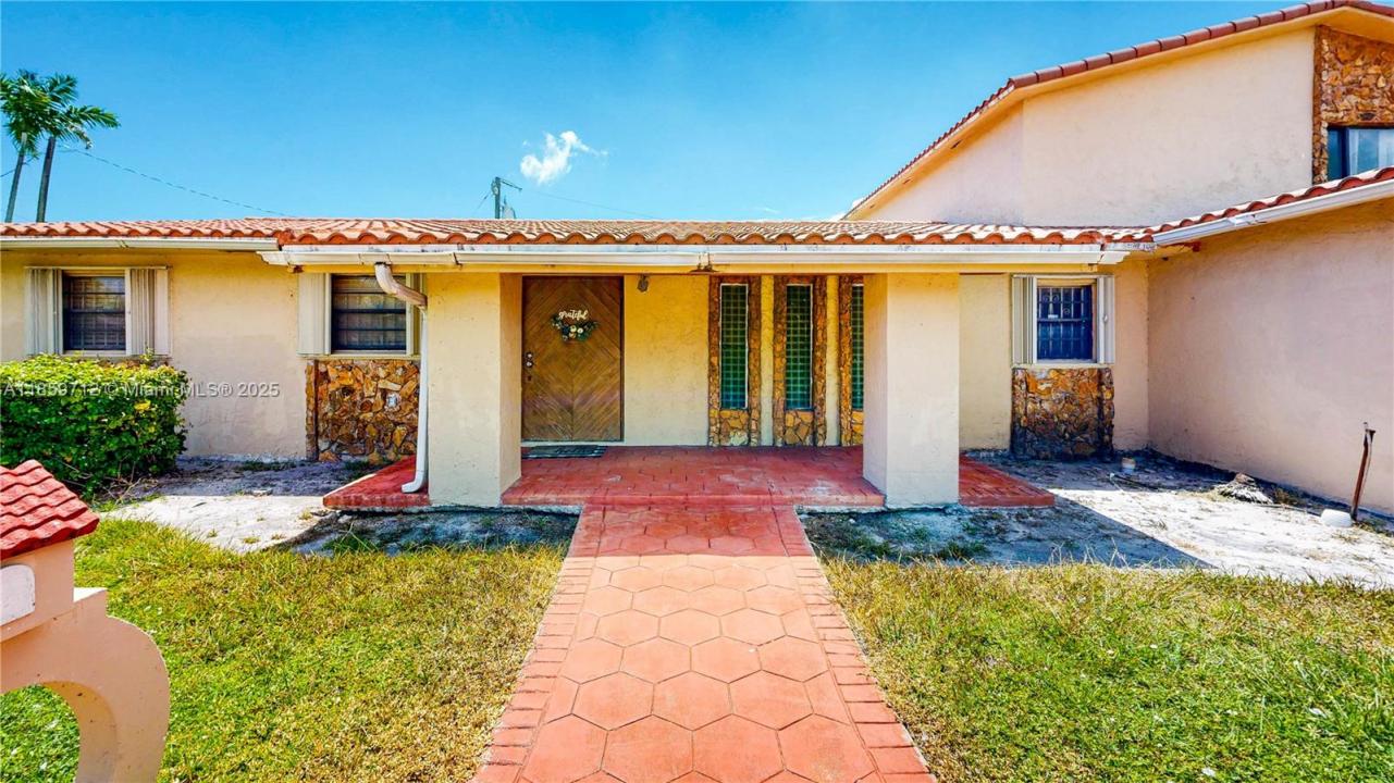 2420 NW 132nd St, Miami, Floride 33167, États-Unis