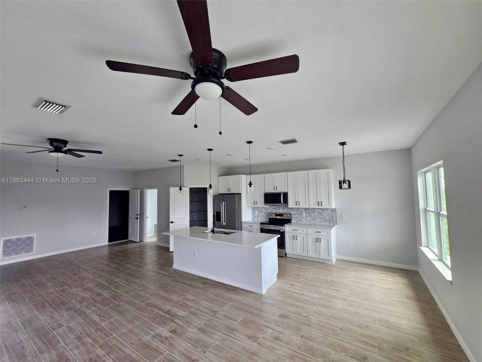 13565 Jeronimo 0, Port Charlotte, Floride 33981, États-Unis