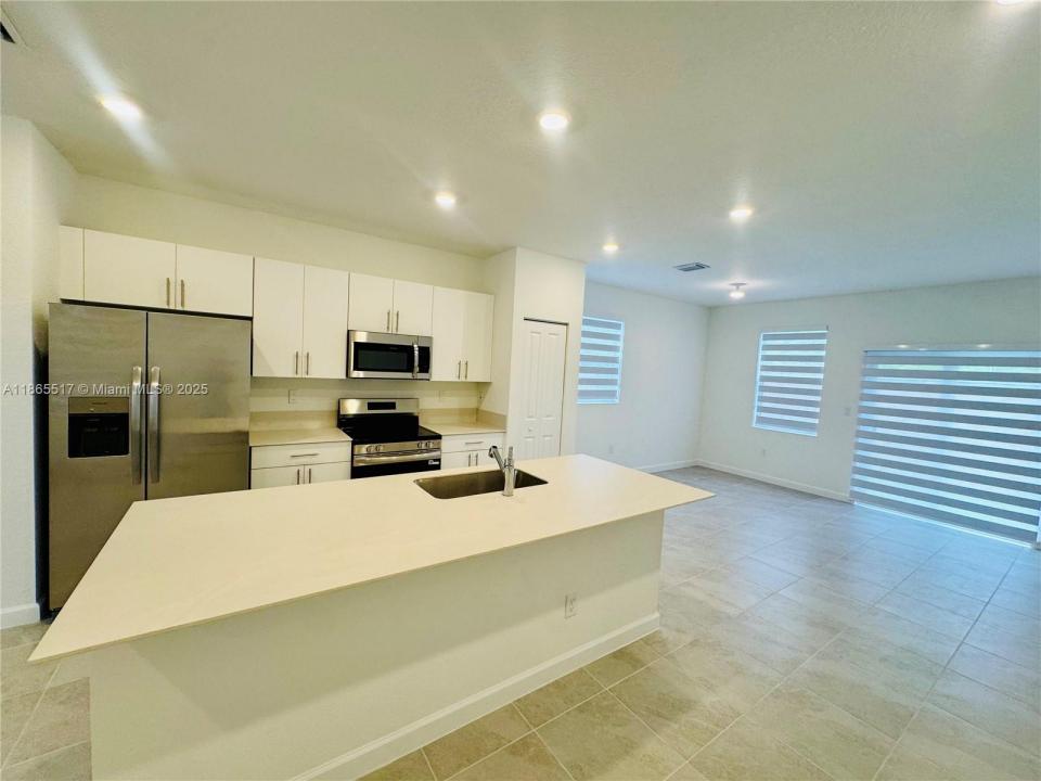124 SE 10th Ct 124, Homestead, Floryda 33034, USA