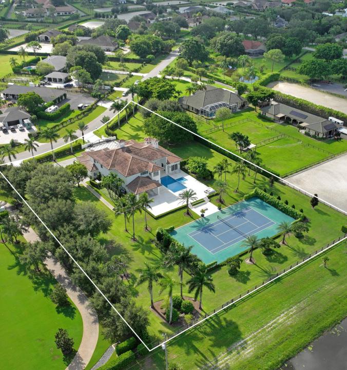 1442 Clydesdale Avenue, Paddock Park 2, Wellington, Florida 33414