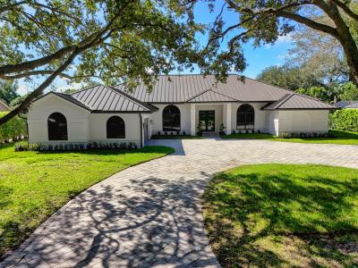 18240 SE Heritage Drive, Tequesta, Florida 33469