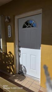 3700 NW 62nd Ave 202, Virginia Gardens, Flórida 33166, Estados Unidos