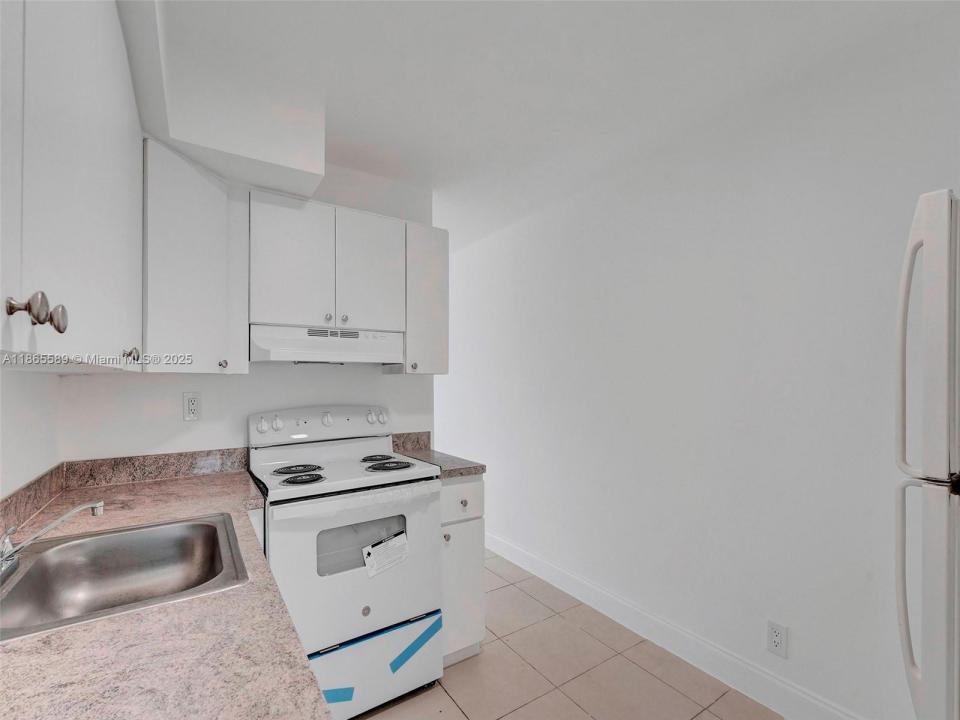 14190 W Dixie Hwy 3, North Miami, 佛羅里達州 33161, 美國