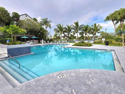 4555 NW 99th Ave 102, Doral, Florida 33178, USA