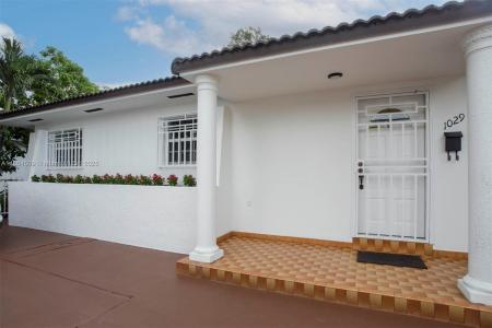 1027 NW 28th Ave, Miami, Florida 33125, USA