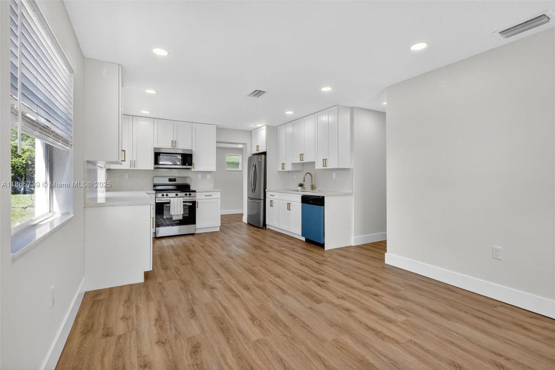 3239 Meadow Rd, Palm Springs, فلوريدا 33406, الولايات المتحدة
